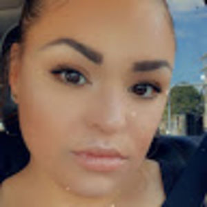 Meet your Posher, Cortney